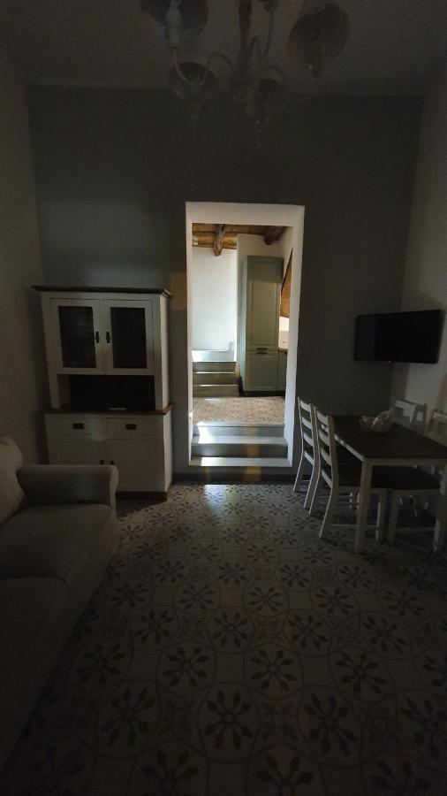 Civico Otto7 Apartment Виласимиус Екстериор снимка
