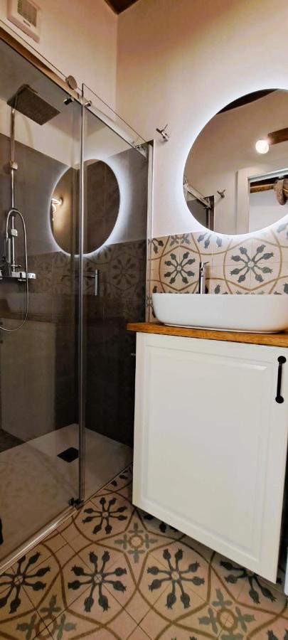 Civico Otto7 Apartment Виласимиус Екстериор снимка
